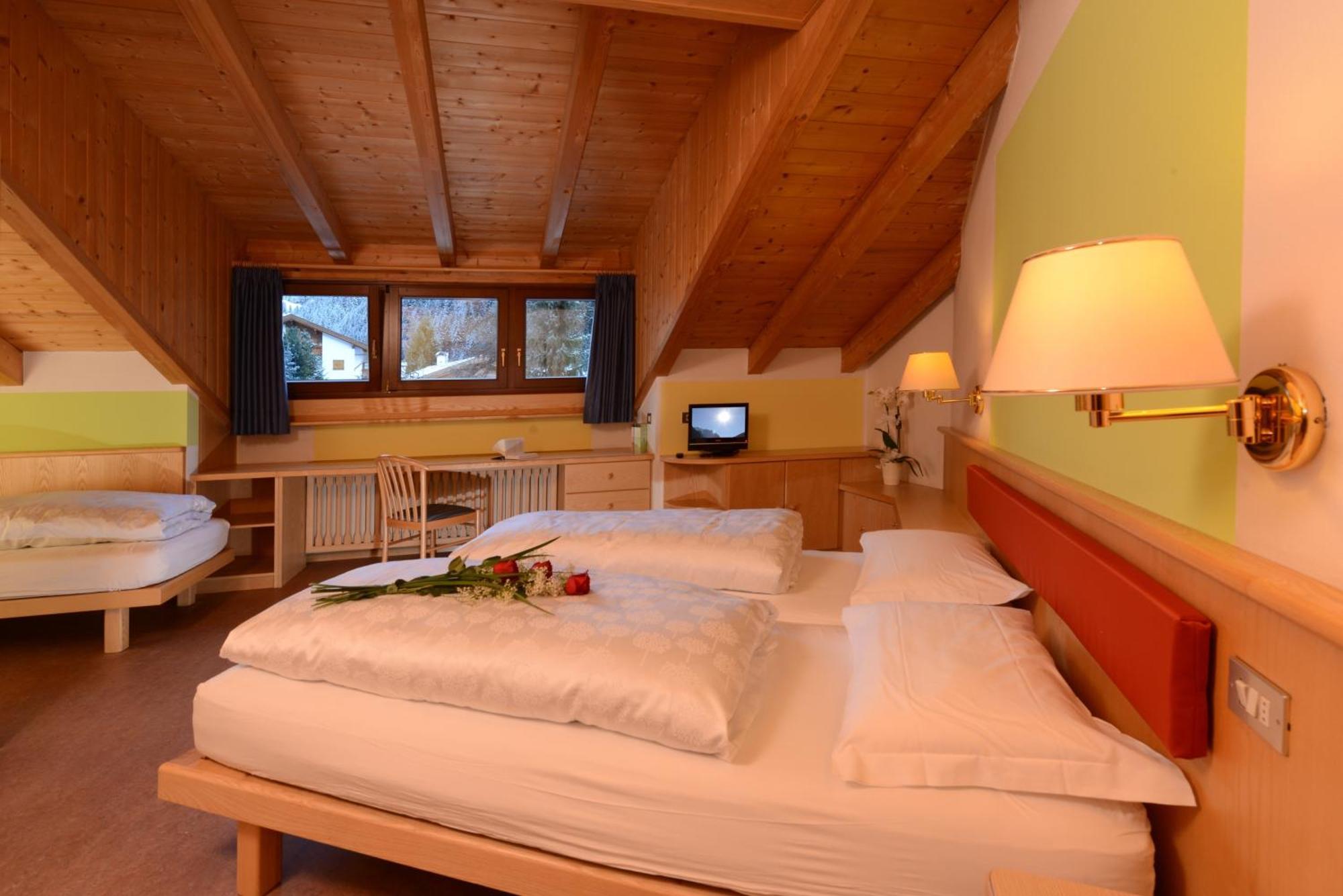 Hotel Casa Alpina - Alpin Haus Selva di Val Gardena Quarto foto