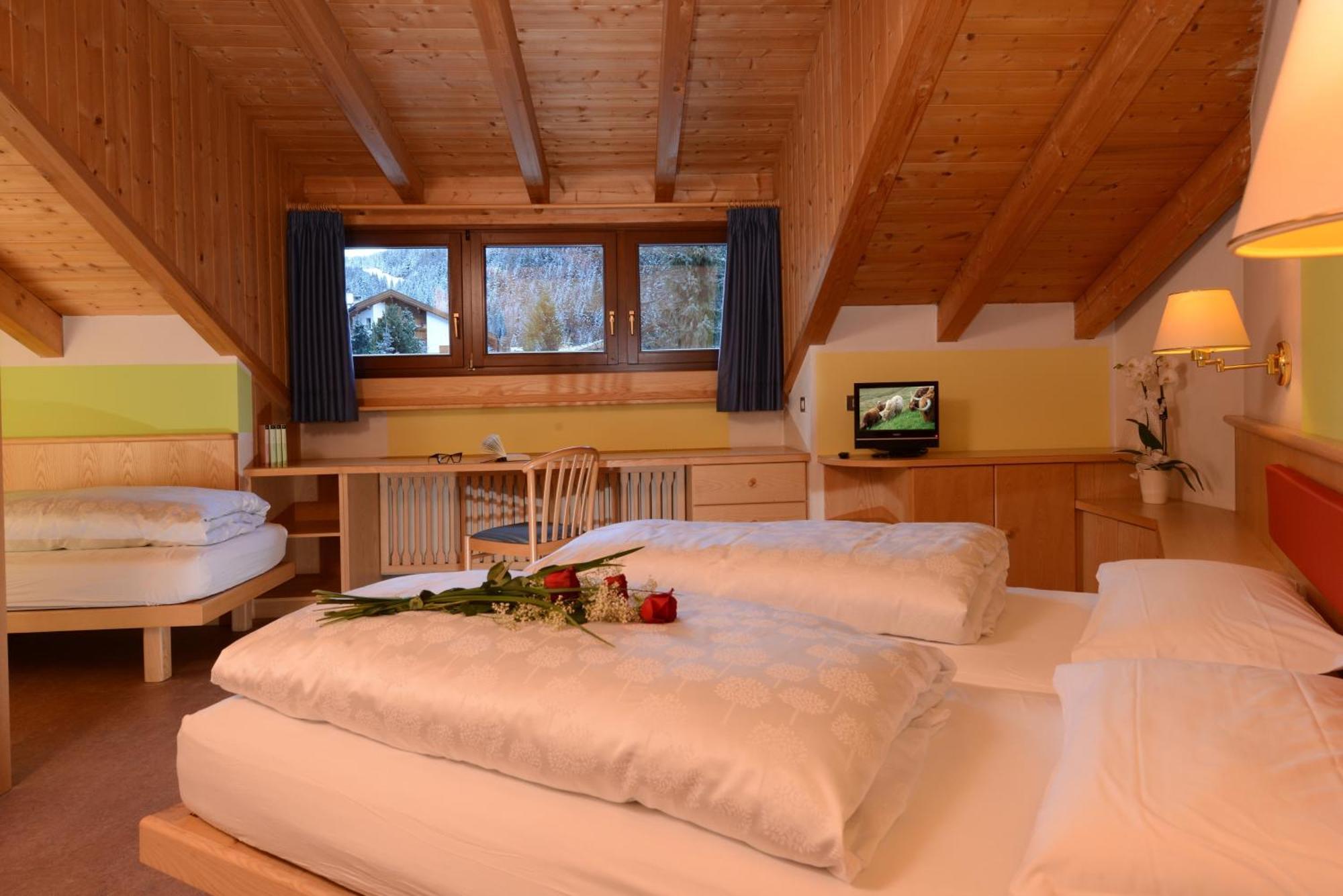 Hotel Casa Alpina - Alpin Haus Selva di Val Gardena Quarto foto