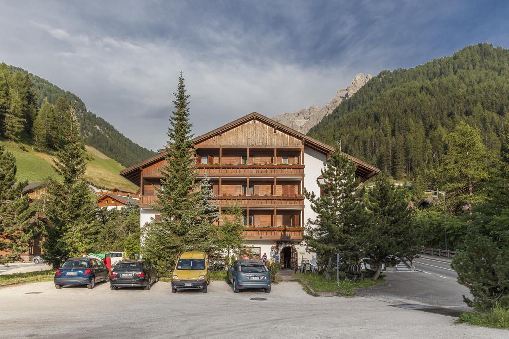 Hotel Casa Alpina - Alpin Haus Selva di Val Gardena Exterior foto